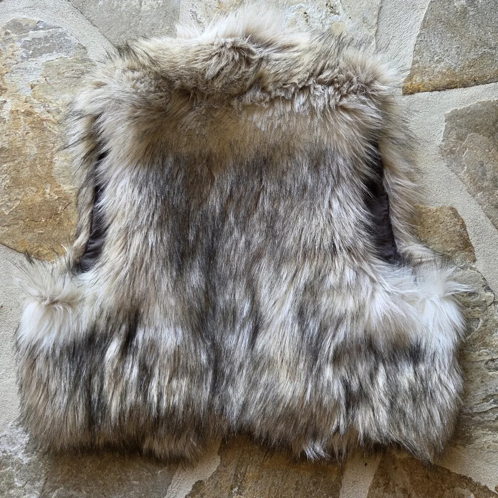 LOFT Faux Fox Fur Vest Cropped Style Brown Tan Size Medium Large NEW With Tags - Picture 2 of 6